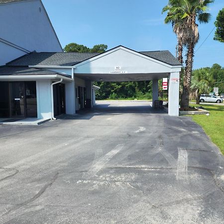 Days Inn By Wyndham Hardeeville Near Hilton Head מראה חיצוני תמונה