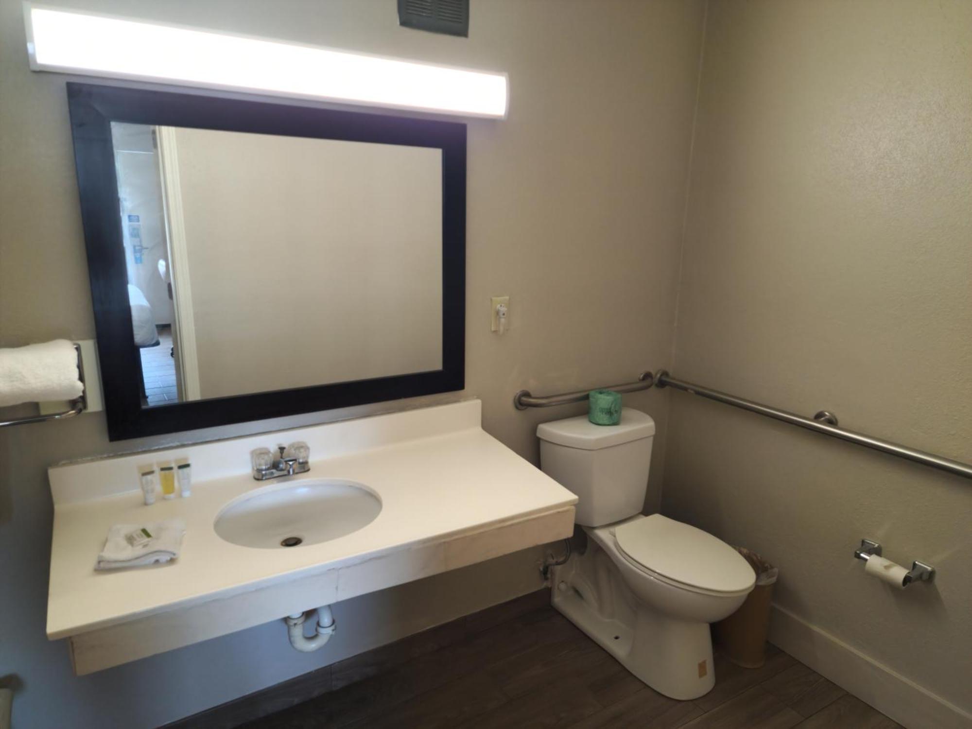 Days Inn By Wyndham Hardeeville Near Hilton Head מראה חיצוני תמונה